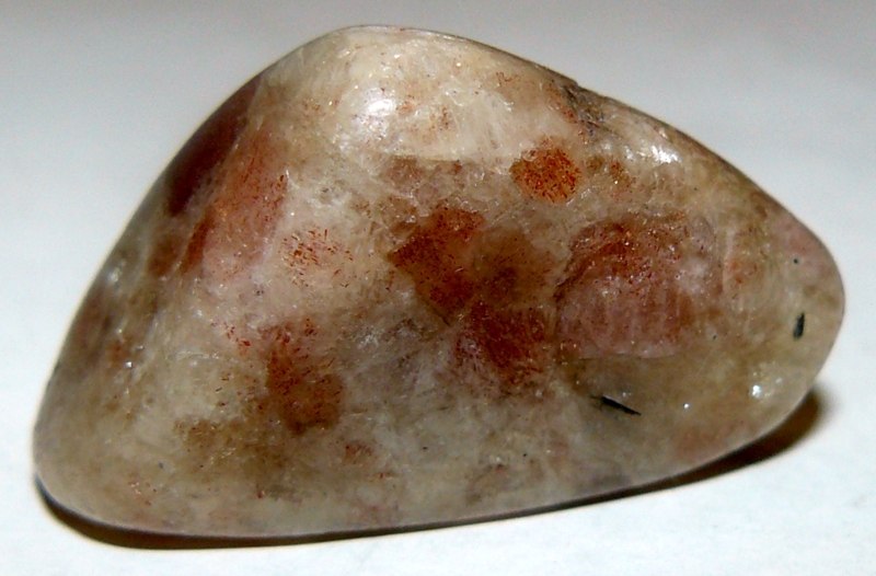 Энергия камней № 102 Ортоклаз (окатанный камень) фото, обсуждение